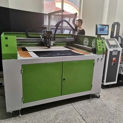 İç Giyim Yüksek Hızlı Jöle Tutkal Dağıtım Makinesi Silikon Sıcak Eriyik