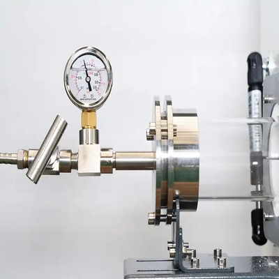 Fabrikada metal malzeme testi için 1400 ℃ vakum tüplü fırın kullanılır