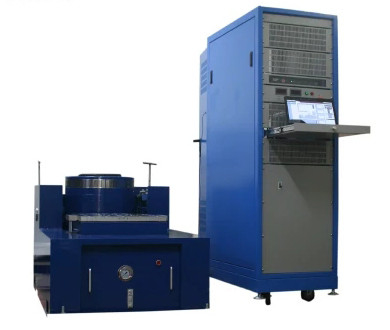 Laboratuvar Titreşim Testi İçin Kullanılan Yatay Titreşim Test Cihazı