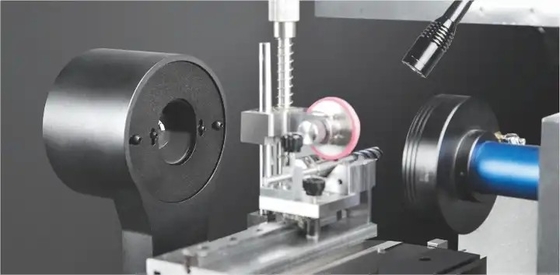 Makine fabrikasında kullanılan programlanabilir araç video ölçüm makinesi