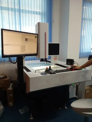 Laboratuvar İçin Kullanılan Mikrobilgisayar Kontrollü 3D Video Ölçüm Makinesi