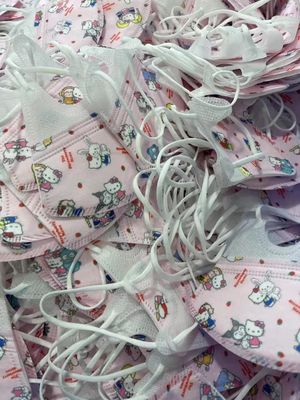 Tek Kullanımlık Nonwoven Yüz Maskesi Yapma Makinesi 20 - 50 Adet/Dk