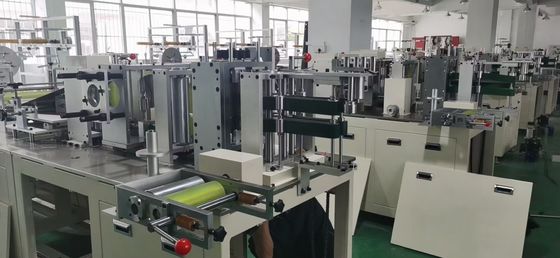 Tek Kullanımlık Nonwoven Yüz Maskesi Yapma Makinesi 20 - 50 Adet/Dk